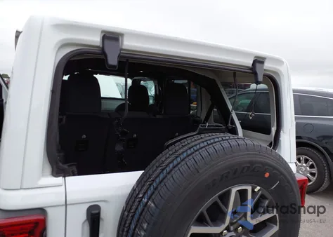 2025 Jeep Wrangler 4-Door Sahara 4X4 z USA, uszkodzony, nr VIN 1C4PJXEN3SW570518